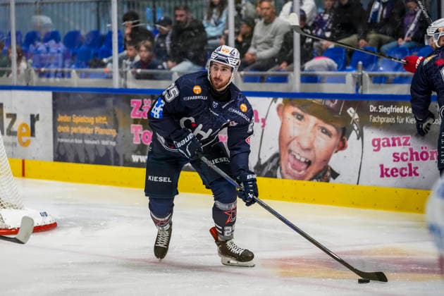 Philipp Mass (Towerstars Ravensburg, 25), GER, Ravensburg Towerstars vs. Eisbaeren Regensburg, Eishockey, DEL2 Hauptrunde, 2. Spieltag, Spielzeit 2026 2027, 20.09.2026 GER, Ravensburg Towerstars vs. Eisbaeren Regensburg, Eishockey, DEL2 Hauptrunde, 2. Spieltag, Spielzeit 2026 2027, 20.09.2026 Ravensburg Copyright: xEibner-Pressefoto MaximilianxRistx EP_MRT