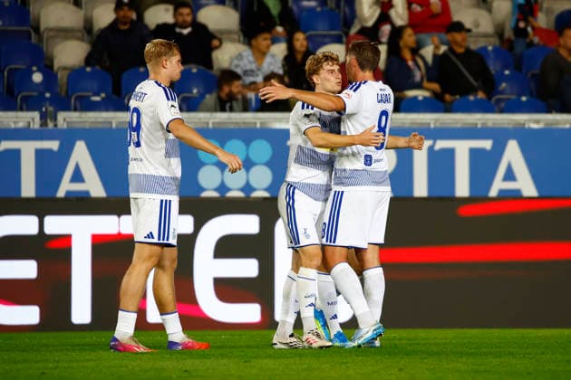 20.09.2026, xavx, Fussball 3.Liga, SV Wehen Wiesbaden - MSV Duisburg v.l. Dominik Kother (MSV Duisburg) celebrate the goal, Der Torjubel zum 0:2 Wiesbaden