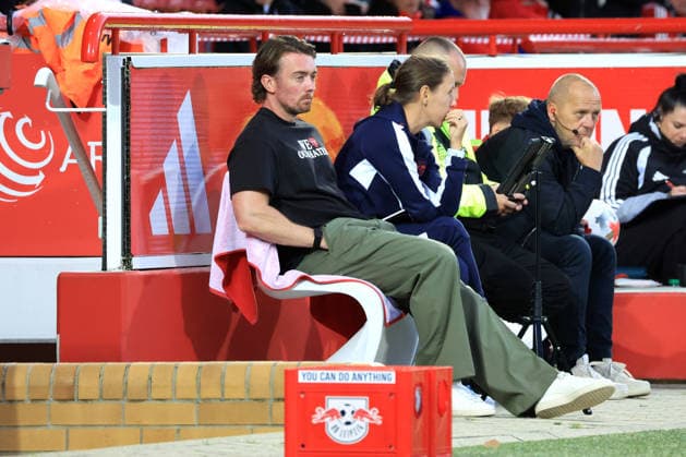 20.09.2026, GER Deutschland, Fussball, 1.Fussballbundesliga, Frauen, 2026 2027, Alte Foersterei, 1.FC Union vs. RB Leibzig Cheftrainer Jonas Stephan ( RB Leipzig ), Leipziger-Trainerbank 1. Liga: DFB DFL regulations prohibit any use of photographs as image sequences and or quasi-video) nordphoto GmbH Engler Berlin Stadion Alte Foersterei Berlin Deutschland Copyright: xNordphotox xEnglerx