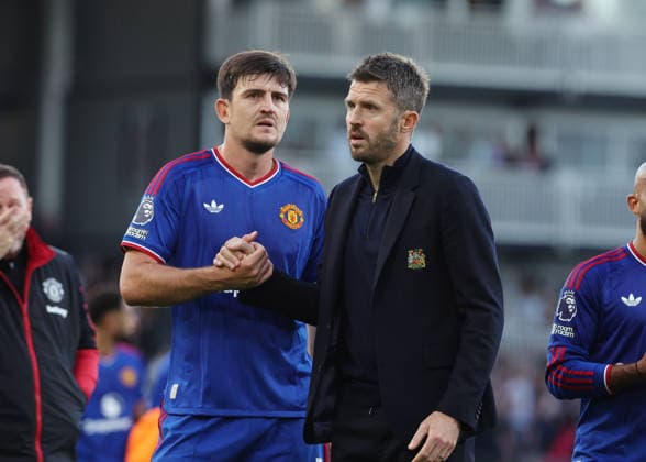 20th September 2026; Craven Cottage, London, England; Premier League Football, Fulham versus Manchester United, ManU Manchester Untied Manager Michael Carrick with Harry Maguire of Manchester United after the match JohnxPatrickxFletcher