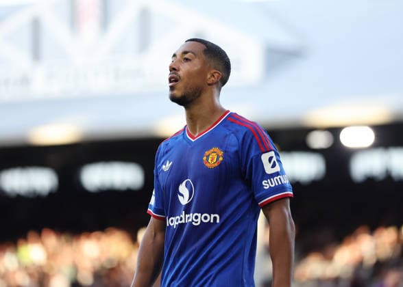 20th September 2026; Craven Cottage, London, England; Premier League Football, Fulham versus Manchester United, ManU Youri Tielemans of Manchester United JohnxPatrickxFletcher