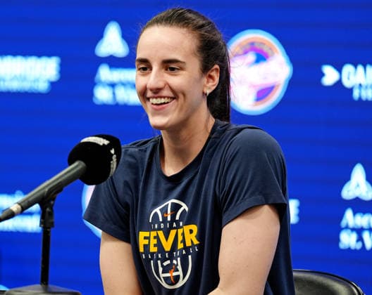 INDIANAPOLIS, IN - SEPTEMBER 20: Indiana Fever guard Caitlin Clark (22) speaks to the media during a press conference, PK, Pressekonferenz before the game against the Washington Mystics on September 20, 2026, at Gainbridge Fieldhouse in Indianapolis, Indiana. (Photo by Brian Spurlock Icon Sportswire) WNBA, Basketball Damen, USA SEP 20 Washington Mystics at Indiana Fever EDITORIAL USE ONLY Icon2609206