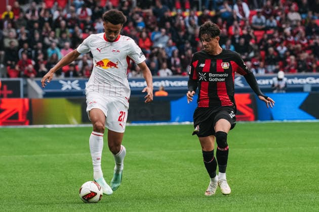 20.09.2026, xjmrgnx, Fussball 1.Bundesliga, Bayer 04 Leverkusen - RB Leipzig v.l. Zweikampf zwischen Tidiam Gomis (27, Leipzig) und Afonso Moreira (9, Leverkusen) (DFL DFB REGULATIONS PROHIBIT ANY USE OF PHOTOGRAPHS as IMAGE SEQUENCES and or QUASI-VIDEO) Leverkusen