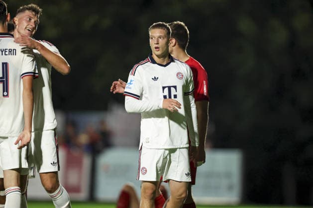 18.09.2026, Herren, Fussball, Saison 2026 2027, Regionalliga Bayern, 10. Spieltag: TSV Aubstadt - FC Bayern Muenchen II Erblin Osmani ( 14, FC Bayern München II) Sulzfeld Schulstadion Aubstadt (NGN Arena) Bayern Deutschland