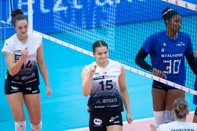 FUNKE-Volley-Cup: Schwarz-Weiss Erfurt vs. SSC Palmberg Schwerin; Erfurt; 20.09.2026 Alix de Micheli ( 15; Schwarz-Weiss Erfurt) FUNKE-Volley-Cup: Schwarz-Weiss Erfurt vs. SSC Palmberg Schwerin; Riethsporthalle Erfurt; 20.09.2026 Copyright: xBEAUTIFULxSPORTS Duehringx