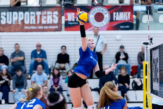 FUNKE-Volley-Cup: Schwarz-Weiss Erfurt vs. SSC Palmberg Schwerin; Erfurt; 20.09.2026 Livia König ( 25; SSC Palmberg Schwerin) FUNKE-Volley-Cup: Schwarz-Weiss Erfurt vs. SSC Palmberg Schwerin; Riethsporthalle Erfurt; 20.09.2026 Copyright: xBEAUTIFULxSPORTS Duehringx