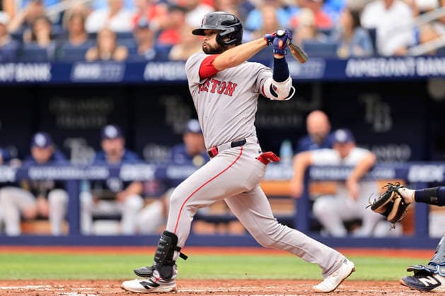 September 20, 2026, St. Petersburg, Florida, USA: Boston Red Sox second baseman Isiah Kiner-Falefa (2) grounds out to Tampa Bay Rays first baseman Ryan Vilade (26) during an MLB, Baseball Herren, USA game on September 20, 2026 at Tropicana Field. The Rays beat the Red Sox 5-1. MLB 2026: Tampa Bay Rays 5 : 1 Boston Red Sox  - ZUMAh180 20260920_zsp_h180_026 Copyright: xKimxHukarix