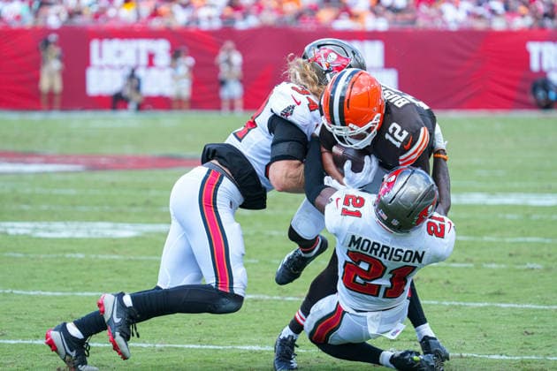 Cleveland Browns at Tampa Bay Buccaneers, Tampa Bay, Florida, USA Tampa Bay, Florida, USA, Septemer 20, Cleveland Browns player Denzel Boston 12 gets tackled at Raymond James Stadium. Copyright: xMartyxJean-Louisx