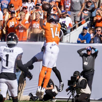 Sep 20, 2026; Denver Broncos wide receiver Courtland Sutton (14) tries to get a ball in the end zone from Jacksonville Jaguars safety Antonio Johnson (6) during the game between the Denver Broncos and Jacksonville Jaguars in Denver, CO, USA; at Empower Field at Mile High. Johnson made the interception. Mandatory Credit: -Cal Media NFL, American Football Herren, USA 2026: Jaguars Vs Broncos SEP 20  - ZUMAc04_ 20260920_zma_c04_272 Copyright: xDerekxRegensburgerx