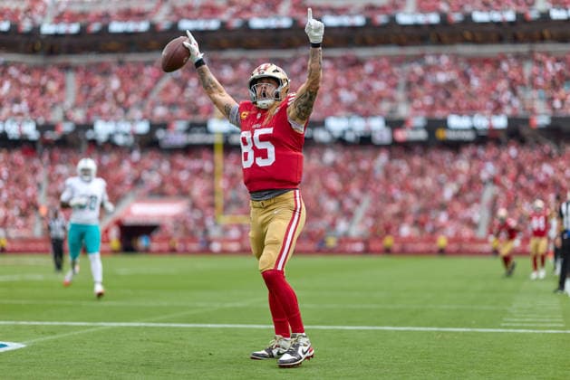SANTA CLARA, CA - SEPTEMBER 20: Tight end George Kittle (85) of the San Francisco 49ers celebrates after scoring a touchdown against the Miami Dolphins during a game at Levi s Stadium on September 20, 2026 in Santa Clara, California. (Photo by Robin Alam Icon Sportswire) NFL, American Football Herren, USA SEP 20 Dolphins at 49ers EDITORIAL USE ONLY Icon1642509280249