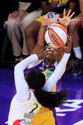September 20, 2026, Los Angeles, California, USA: Chance Gray 2 of the Los Angeles Sparks blocks a shot attempt from Jordan Harrison 2 of the Portland Fire during their regular season WNBA, Basketball Damen, USA game on Sunday September 20, 2026 at Crypto.com Arena in Los Angeles, California. Sparks defeat Fire, 105-84. ARIANA RUIZ PI Sparks Defeat Fire, 105-84 - ZUMAp124 20260920_zaa_p124_118 Copyright: xArianaxRuizx