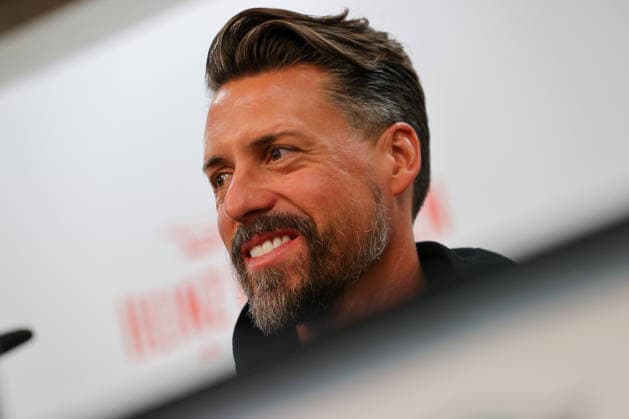 21.09.2026, xtgx, Fussball - 2.Bundesliga Hannover 96 - Pressekonferenz mit Trainer Sandro Wagner emspor, v.l. Sandro Wagner wird neuer Cheftrainer bei Hannover 96, Portrait, Portraet, Einzelbild (DFL DFB REGULATIONS PROHIBIT ANY USE OF PHOTOGRAPHS as IMAGE SEQUENCES and or QUASI-VIDEO) Hannover