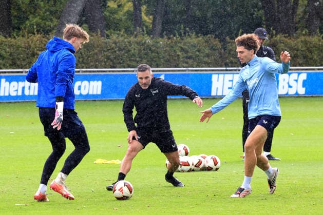 21.09.2026, DEU GER, Fussball , 2.Fussballbundesliga, Saison 2026 2027, Sportforum, Hertha BSC, Training Cheftrainer Stefan Leitl ( Hertha BSC Berlin ), Tim Goller ( Hertha BSC Berlin 43 ), Selim Telib ( Hertha BSC Berlin 47 ) 2. Liga: DFB DFL regulations prohibit any use of photographs as image sequences and or quasi-video) Berlin Sportforum Berlin Deutschland Copyright: xNordphotox xEnglerx