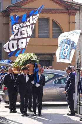 Funerali di Sandro Mazzola presso la Basilica di Sant Ambrogio, Milano (Italy) September 21 2026 (Photo Claudio Furlan LaPresse) Sandro Mazzola s funeral at the Basilica of Sant Ambrogio, Milan (Italy), September 21, 2026  Copyright: xClaudioxFurlan LaPressex