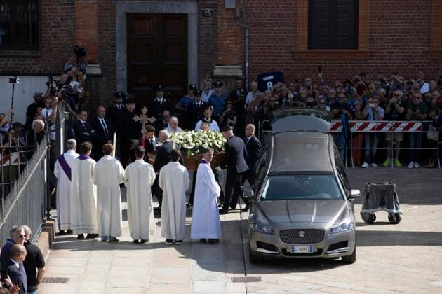 Funerali di Sandro Mazzola ex giocatore dell™Inter alla basilica di Sant™Ambrogio Milano - Italia - Cronaca LunedÃ¬, 21 Luglio, 2026 (Foto di Marco Ottico Lapresse) Funeral of Sandro Mazzola former Inter player at the Basilica of Sant™Ambrogio Milan - Italy - News Friday, 18 July, 2026  Copyright: xMarcoxOttico LaPressex