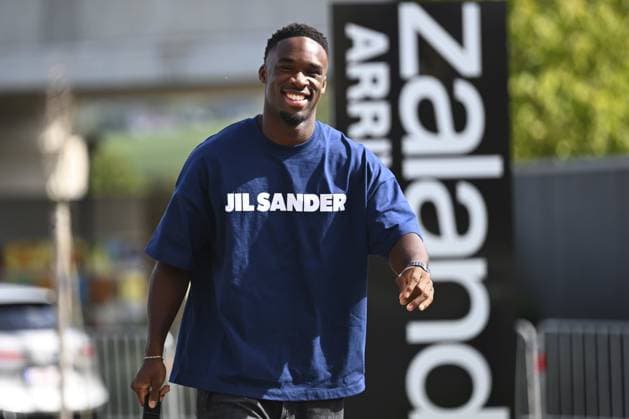 Italy v Belgium - UEFA Nations League 2026 Media Activities 21 09 2026 TUBIZE, BELGIUM - SEPTEMBER 21 : Keita Mandela midfielder of Belgium arriving at the training grounds of the Royal Belgian Football Association ahead of the UEFA Nations League tournament league phase matchday 1 group A1 match between Italy on September 21, 2026 in Tubize, Belgium, 21 09 2026 Tubize Belgium  Copyright: xVincentxKalutx