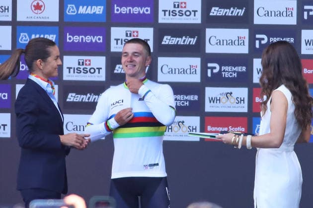 UCI Road World Championship, WM, Weltmeisterschaft Montreal 2026 Gold medalist Remco Evenepoel of Belgium celebrates on the podium during the Men Elite Individual Time Trial medal ceremony at the 2026 UCI Road World Championships on September 20, 2026, in Montreal, Canada. (Photo by Horacio Zamora Eyepix Group) Copyright: xHoracioxZamora xEyepixxGroupx HZ_20092026_197355