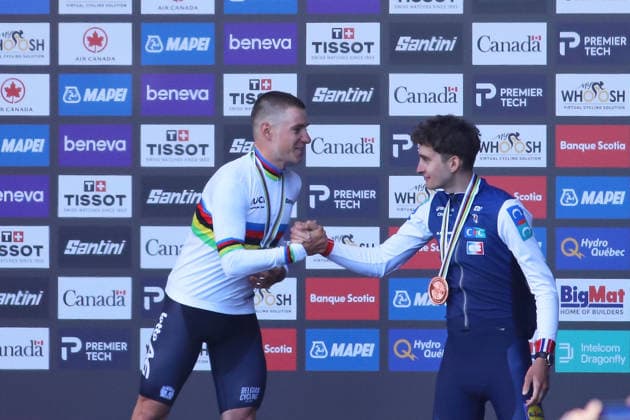 UCI Road World Championship, WM, Weltmeisterschaft Montreal 2026 (L-R) Gold medalist Remco Evenepoel of Belgium, and bronze medalist Paul Seixas of France celebrate on the podium during the Men Elite Individual Time Trial medal ceremony at the 2026 UCI Road World Championships on September 20, 2026, in Montreal, Canada. (Photo by Horacio Zamora Eyepix Group) Copyright: xHoracioxZamora xEyepixxGroupx HZ_20092026_197356