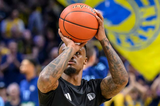 im Bild v.l.: Cobe Williams (NINERS Chemnitz, 24), GER, Berlin, Basketball, Alba Berlin und den Niners Chemnitz, BBL Auftakt, Auftaktspiel, in der UBER Arena, 18.09.2026, Copyright: HMBxMedia UwexKoch
