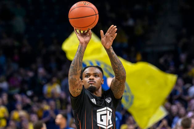 im Bild v.l.: Cobe Williams (NINERS Chemnitz, 24), GER, Berlin, Basketball, Alba Berlin und den Niners Chemnitz, BBL Auftakt, Auftaktspiel, in der UBER Arena, 18.09.2026, Copyright: HMBxMedia UwexKoch