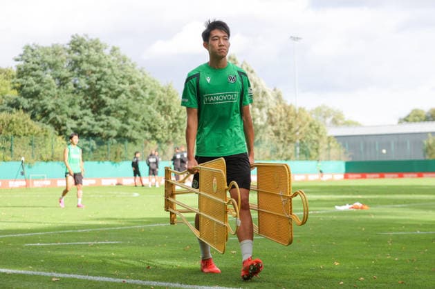 21.09.2026, xtgx, Fussball - 2.Bundesliga Hannover 96 - Training emspor, v.l. Asuma Ikari (Hannover) (DFL DFB REGULATIONS PROHIBIT ANY USE OF PHOTOGRAPHS as IMAGE SEQUENCES and or QUASI-VIDEO) Hannover
