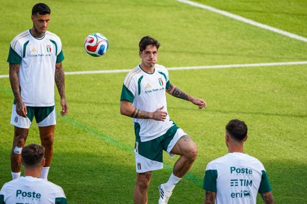 NicolÃ² Zaniolo during the Italia team training at federal technical center of Coverciano, Florence, Italy - September 21, 2026. - Soccer  Copyright: xSaraxEsposito LaPressex