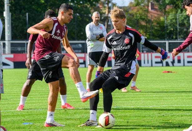 21.09.2026 - Fussball - 2. Fussball - Bundesliga - Saison 2026 2027 - 1. FC Nürnberg Nuernberg FCN ( Club ) - Training - Sportfoto Zink - xwoxzix - Ioannis Masouras (21, 1. FC Nürnberg FCN ) Livius Hardes ( U19 FCN )