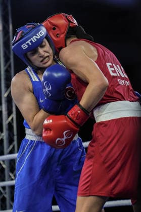 2026 European Boxing Championships in Bulgaria SOFIA, BULGARIA - SEPTEMBER 21: Esra Yildiz Kahraman (blue) of Turkiye competes against Elise Glynn (red) of Great Britain during the women s 57 kg category match at the 2026 European Boxing Championships at the Asics Arena in Sofia, Bulgaria on September 21, 2026. Osmancan Gurdogan Anadolu Sofia Bulgaria. Editorial use only. Please get in touch for any other usage.  Copyright: x2026xAnadoluxOsmancanxGurdoganx