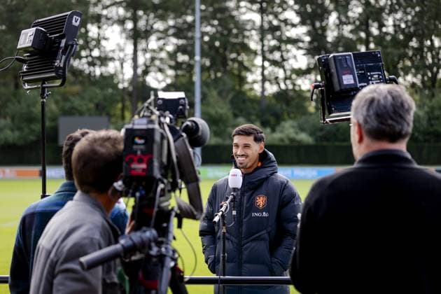 ZEIST - Tijjani Reijnders speaks to the press at the KNVB Campus in Zeist in preparation for the Nations League matches against Germany, Serbia, Greece, and Serbia. ROBIN VAN LONKHUIJSEN ANP xVIxANPxSportx xxANPxIVx 569637823 originalFilename: 569637823.jpg