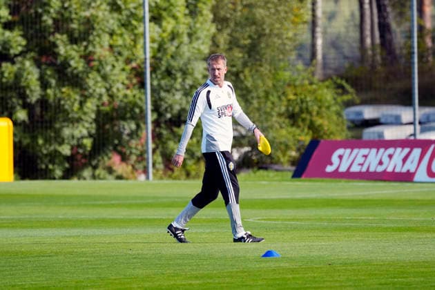 STOCKHOLM , SVERIGE 20260922 Sveriges förbundskapten Graham Potter när fotbollsherrarna samlas för att träna pa Bosön i Stockholm inför de kommande Nations League-matcherna. STOCKHOLM SVERIGE x10050x