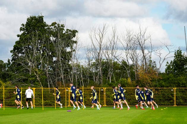 STOCKHOLM , SWEDEN 20260922 Swedish national team, Nationalteam captain Graham Potter as the football team gathers to train on Bosön in Stockholm ahead of the upcoming Nations League matches. STOCKHOLM SWEDEN x10050x