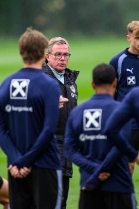 SOCCER - NL, AUT vs ISR WINDISCHGARSTEN,AUSTRIA,22.SEP.26 - SOCCER - UEFA Nations League, group stage, OEFB international match, Länderspiel, Nationalmannschaft Austria vs Israel, preview, training team AUT. Image shows head coach Ralf Rangnick (AUT).  GEPAxpictures xChristianxMoser