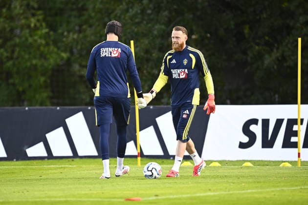 STOCKHOLM, SVERIGE 20260922 Sveriges malvakt Viktor Johansson när fotbollsherrarna samlas pa Bosön i Stockholm inför de kommande Nations League-matcherna. STOCKHOLM SVERIGE x12270x