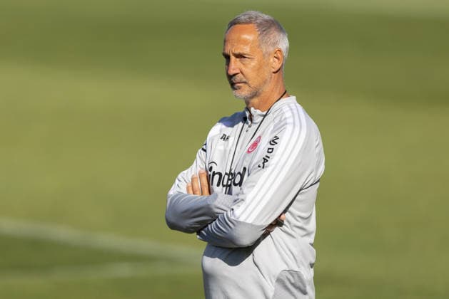 Training Eintracht Frankfurt Trainer Adi Hütter (Eintracht Frankfurt). Training von Eintracht Frankfurt am 22. September 2026 im Deutsche Bank Park in Frankfurt am Main., Frankfurt am Main Hessen Deutschland Deutsche Bank Park
