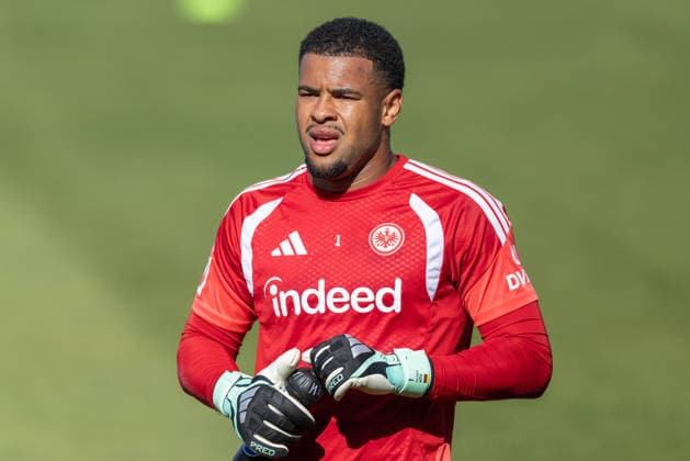 Training Eintracht Frankfurt Torwart Noah Atubolu (Eintracht Frankfurt, 1). Training von Eintracht Frankfurt am 22. September 2026 im Deutsche Bank Park in Frankfurt am Main., Frankfurt am Main Hessen Deutschland Deutsche Bank Park