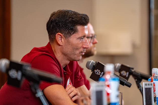 Polish national team, Nationalteam First press conference, PK, Pressekonferenz Robert Lewandowski attending the first press conference during Poland™s national team training camp ahead of the upcoming UEFA Nations League matches (Kazimierz Koper Ball Raw Images) Warszawa DoubleTree by Hilton Hotel & Conference Centre, Skalnicowa 21 Poland Copyright: xKazimierzxKoperx KAZ_polkonf-12