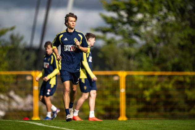 260922 John Mellberg of the Swedish men s national football team at a training session on September 22, 2026 in Stockholm. Photo: Johanna Säll BILDBYRAN kod JL JL0630 fotboll football soccer fotball nations league uefa nations league träning practice training sverige sweden sverige a bbeng Copyright: JOHANNAxSÄLL BB260922BB357