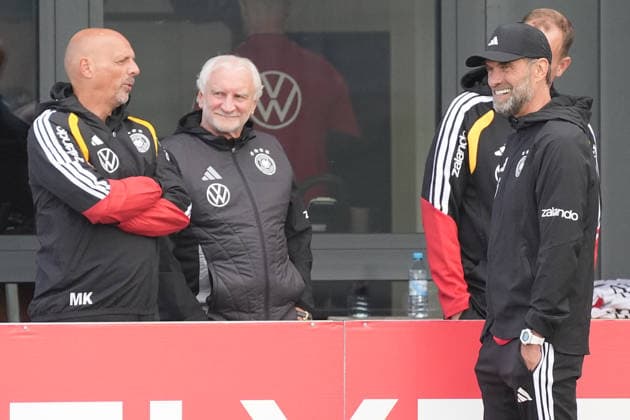 Berater Trainerstab Marc Kosicke (Deutschland Germany), Sportdirektor Rudi Völler (Deutschland Germany), Bundestrainer Jürgen Klopp (Deutschland Germany) - Herzo Base 22.09.2026: Deutsche Nationalmannschaft Nations League Vorbereitung, Home Ground, HerzoBase, World of Adidas, Herzogenaurach