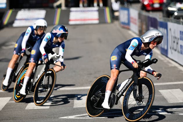 2026 UCI Road World Championships Picture by Alex Whitehead SWpix.com - 22 09 2026 - Cycling - 2026 UCI Road World Championships - MontrÃ al, Canada - Team Time Trial Mixed Relay - Juliette Berthet (France), Marion Borras (France), Cedrine Kerbaol (France) MontrÃ al Avenue du Parc Canada Copyright: x xSWpix.comx(t axPhotographyxHubxLtd)xAlexxWhitehead SWpix.comx SWP-3521-1261