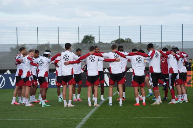 Mannschaft schwört sich im Training ein - Herzo Base 22.09.2026: Deutsche Nationalmannschaft Nations League Vorbereitung, Home Ground, HerzoBase, World of Adidas, Herzogenaurach