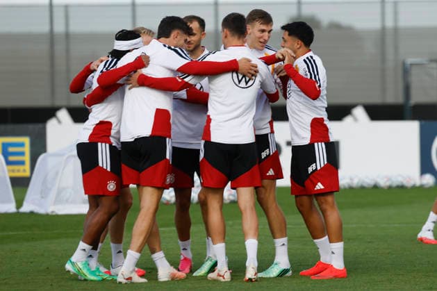 Im Bild: Das DFB-Team macht Trainingsuebungen zusammen 22.09.2026, Medientraining der deutschen Nationalmannschaft mit Juergen Klopp, Deutschland, Herzogenaurach, Medienzentrum, DFL REGULATIONS PROHIBIT ANY USE OF PHOTOGRAPHS AS IMAGE SEQUENCES AND OR QUASI-VIDEO. Copyright: HMBxMedia xJulienxBecker