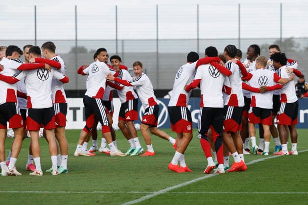 Im Bild: Das DFB-Team macht Trainingsuebungen zusammen 22.09.2026, Medientraining der deutschen Nationalmannschaft mit Juergen Klopp, Deutschland, Herzogenaurach, Medienzentrum, DFL REGULATIONS PROHIBIT ANY USE OF PHOTOGRAPHS AS IMAGE SEQUENCES AND OR QUASI-VIDEO. Copyright: HMBxMedia xJulienxBecker