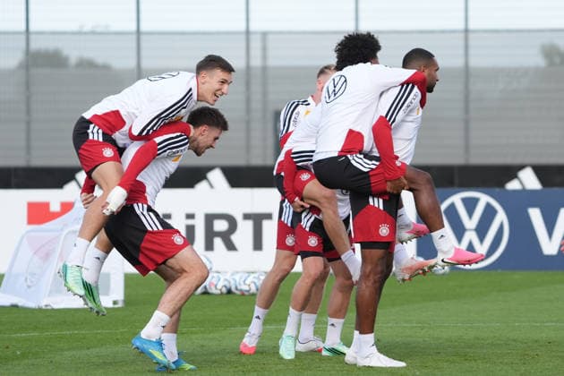 Spaß an den Spielformen mit Nico Schlotterbeck (Deutschland Germany), Kai Havertz (Deutschland Germany), Jonathan Tah (Deutschland Germany), Kevin Schade - Herzo Base 22.09.2026: Deutsche Nationalmannschaft Nations League Vorbereitung, Home Ground, HerzoBase, World of Adidas, Herzogenaurach
