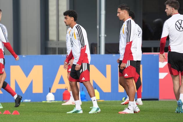 Nathaniel Brown (Deutschland Germany), Younes Ebnoutalib (Deutschland Germany) - Herzo Base 22.09.2026: Deutsche Nationalmannschaft Nations League Vorbereitung, Home Ground, HerzoBase, World of Adidas, Herzogenaurach