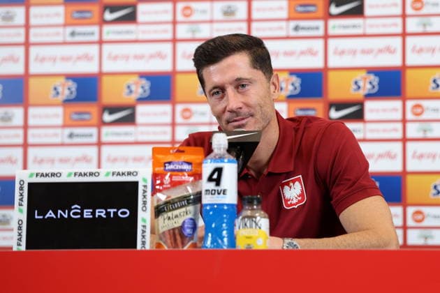 WARSZAWA 22.09.2026 KONFERENCJA PRASOWA REPREZENTACJI POLSKI --- POLISH FOOTBALL national team, Nationalteam press conference, PK, Pressekonferenz IN WARSAW ROBERT LEWANDOWSKI FOT. PIOTR KUCZA FOTOPYK NEWSPIX.PL --- newspix.pl 