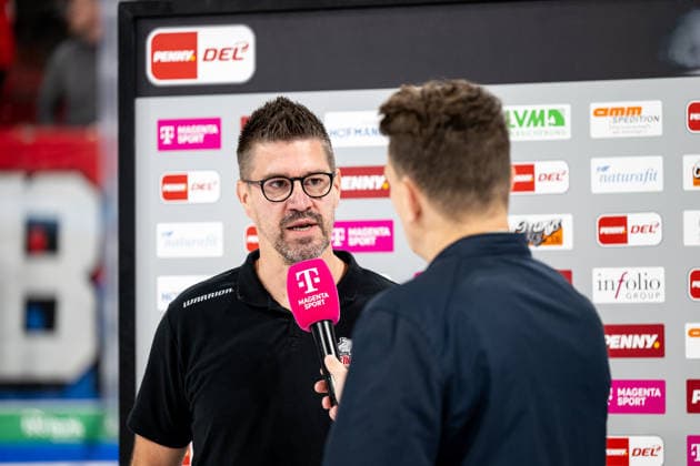 22.09.2026 - Eishockey - Saison 2026 2027 - Penny DEL - Nürnberg Ice Tigers Icetigers - Adler Mannheim - ThHa - xthxhax - Jochen Hecht (Co-Trainer, Nürnberg Ice Tigers, NIT ) im Interview mit Magenta