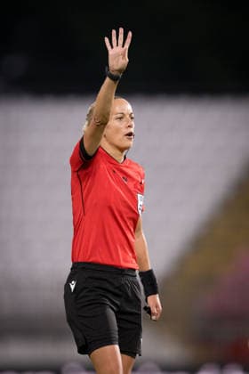 260922 Referee Ivana Martincic during the Women s Champions League football match between Inter and Häcken on September 22, 2026 in Monza. Photo: Carl Sandin BILDBYRAN kod CS CS0982 fotboll football soccer fotball uefa womens champions league inter häcken dam bbeng fotboll football soccer fotball uefa womens champions league inter häcken dam bbeng Copyright: CARLxSANDIN BB260922CS070