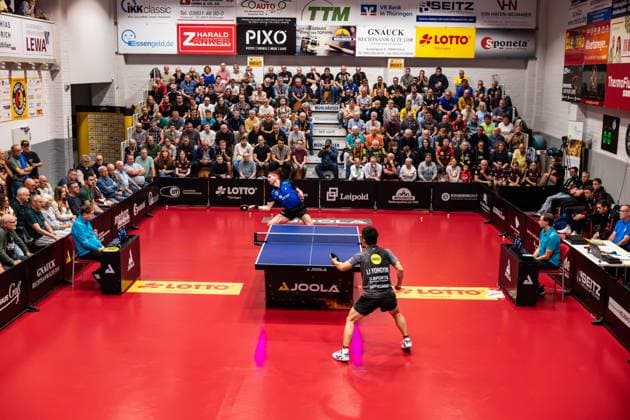 22.09.2026, GER, Tischtennis, Maenner, Saison 26 27, Post SV Muehlhausen - Borussia Duesseldorf Steffen Mengel (Post SV Muehlhausen) verliert gegen Yongyin Li (Borussia Duesseldorf) in 0:3 Saetzen 99974 Muehlhausen LOTTO Thüringen Center Court Thueringen Thüringen Deutschland