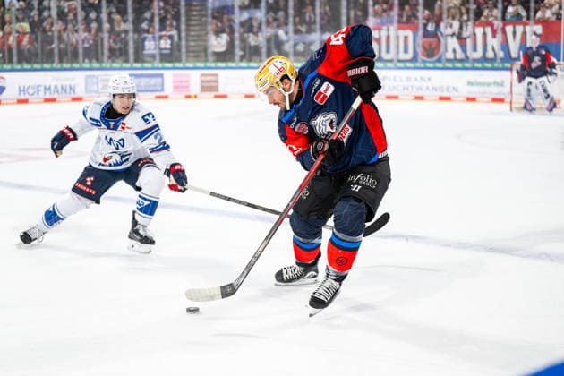 22.09.2026 - Eishockey - Saison 2026 2027 - Penny DEL - Nürnberg Ice Tigers Icetigers - Adler Mannheim - ThHa - xthxhax - Alexander Ehl (28, Adler Mannheim ) Greg Meireles (43, Nürnberg Ice Tigers, NIT )