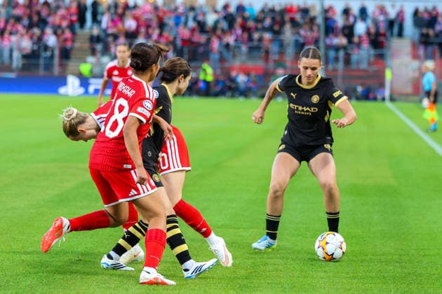 Fussball: Europa: UEFA Women s Champions League 2026 2027 - 1. Spieltag der Ligaphase, 22.09.2026, 18:45 Uhr - FC Bayern München Frauen vs. Manchester City Women - Sportpark Unterhaching (Unterhaching, Deutschland); Unterhaching (München) Sportpark Unterhaching Bayern Deutschland Copyright: xAmiirxAmedjouax
